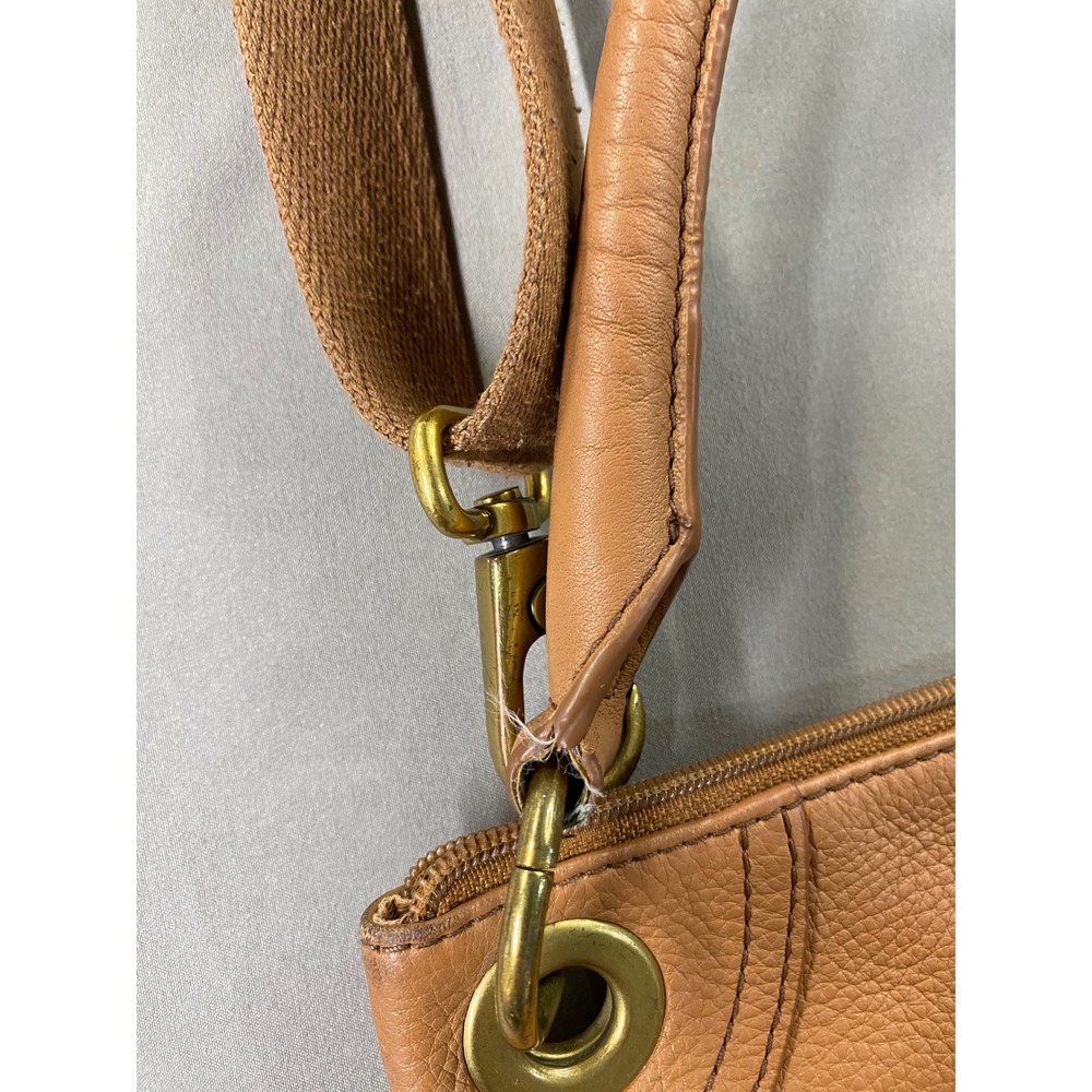 Fossil Brown Genuine Pebbled Leather Crossbody Bag Purse Zip Small Everyday - Picture 3 of 13
